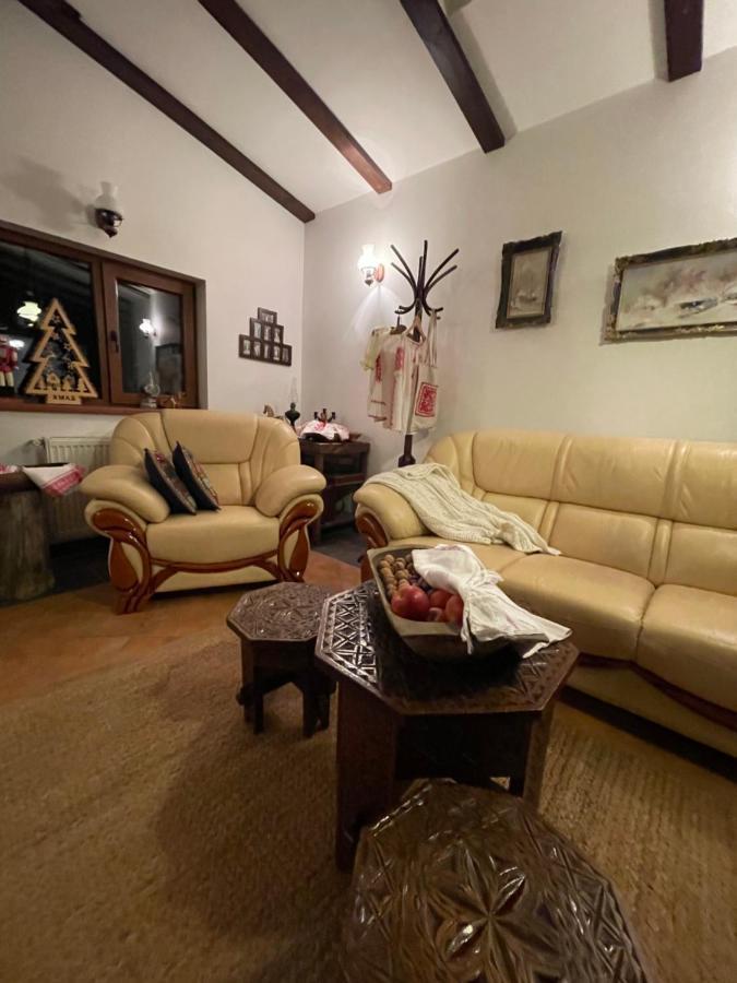 Casa Darul Bunicii * Breaza (Prahova)